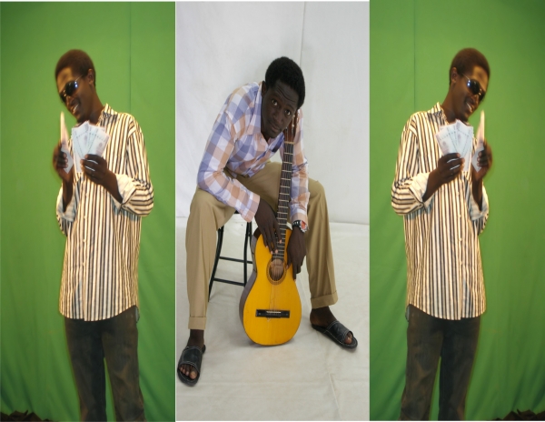  - click for next photo