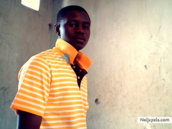  - click for next photo