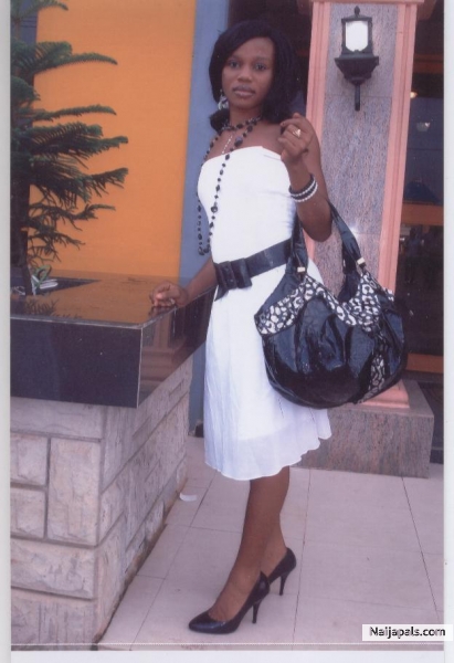 i - click for next photo