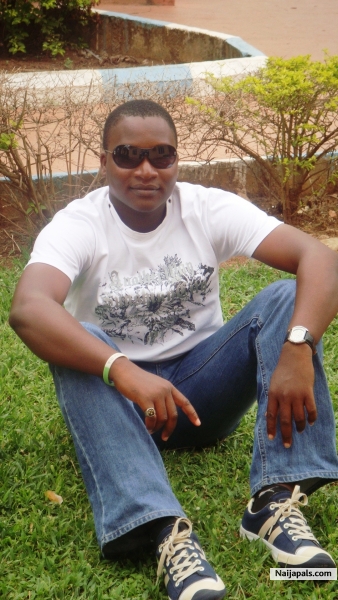 Live @ Ariya Garden - KH....lol - click for next photo