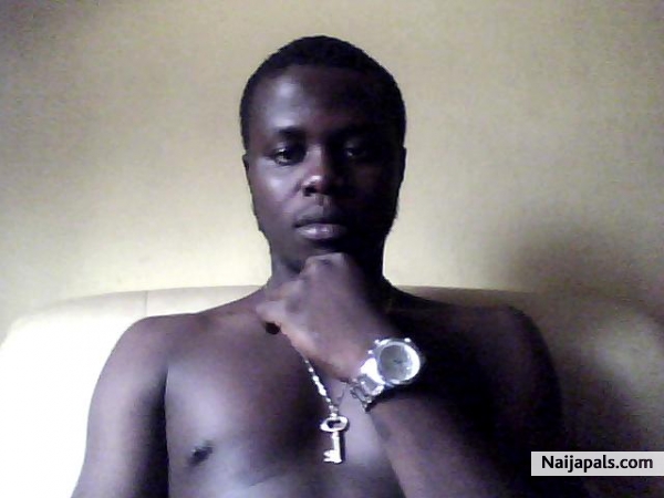 2 much hiness - click for next photo