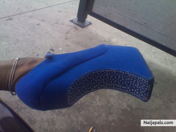 KICK ASS SHOE - click for next photo