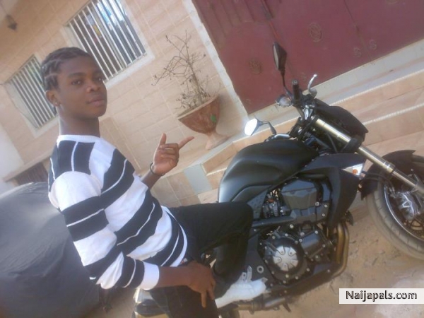  - click for next photo