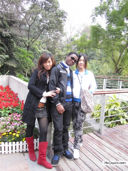  - click for next photo