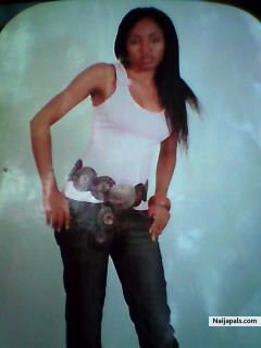 queen addai - click for next photo