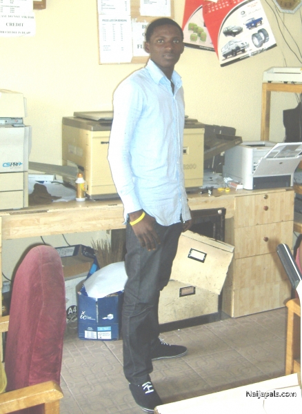  - click for next photo