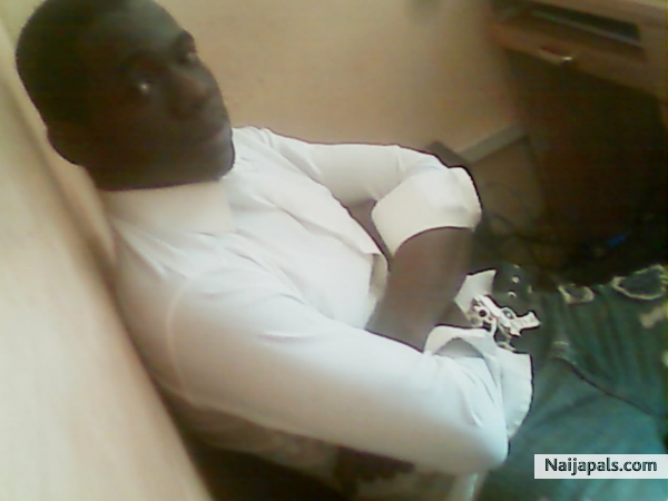 I - click for next photo