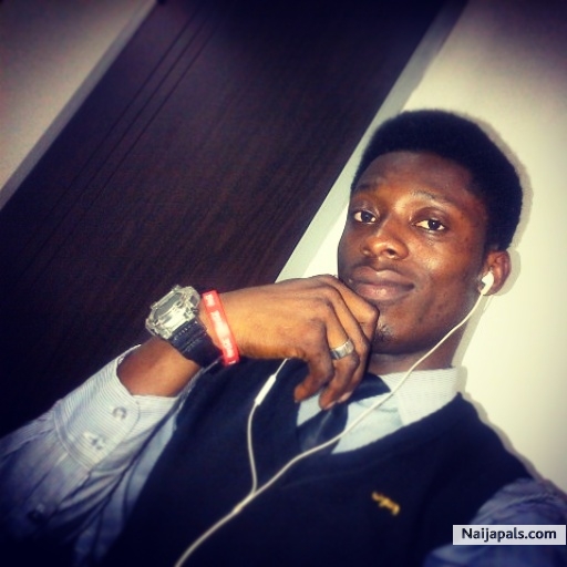 Jes moi, chilling... - click for next photo
