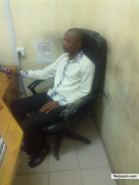  - click for next photo