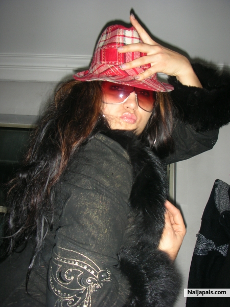 Da babe - click for next photo