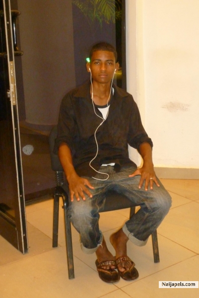  - click for next photo