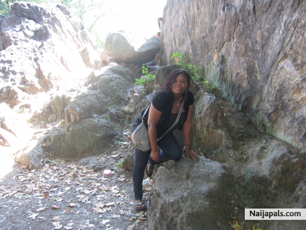  - click for next photo