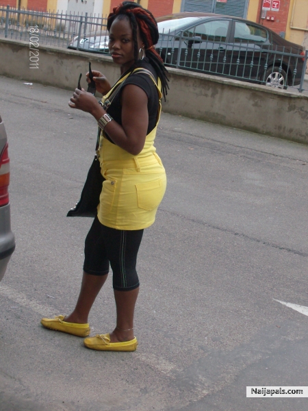  - click for next photo