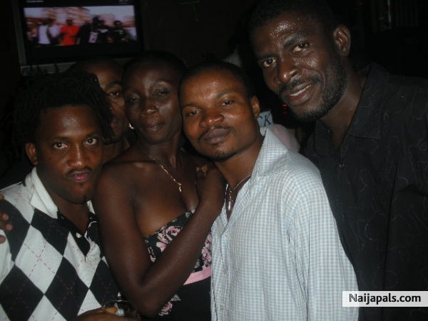 Me,Jojo,J Boy And His Wife - click for next photo