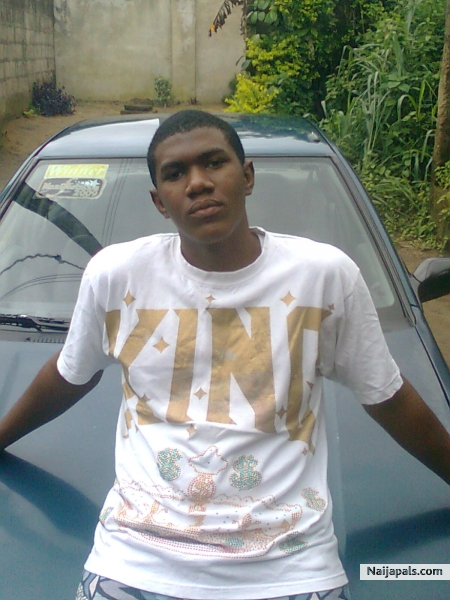  - click for next photo