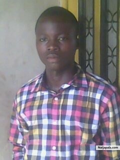 Cool Mr Raphael - click for next photo