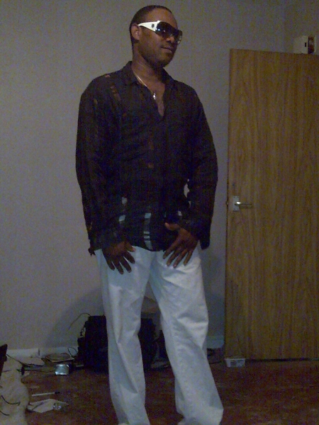  - click for next photo