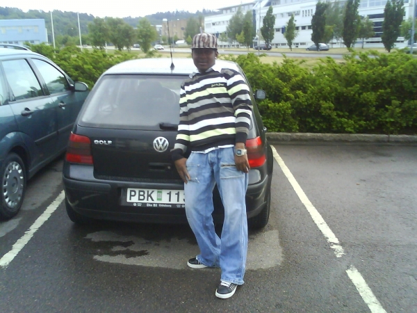  - click for next photo