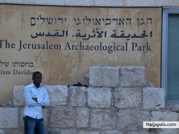 REMAINS OF DAVIDE TEMPLE (ISREAL- JERUSALEM) - click for next photo