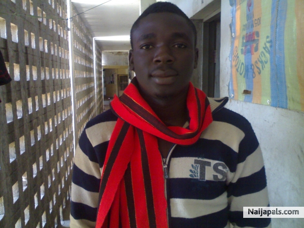 dat idoma boy - click for next photo