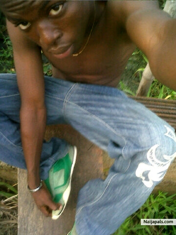 dat' s me holayinka - click for next photo
