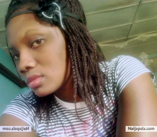 Oyin my hrt Desire - click for next photo