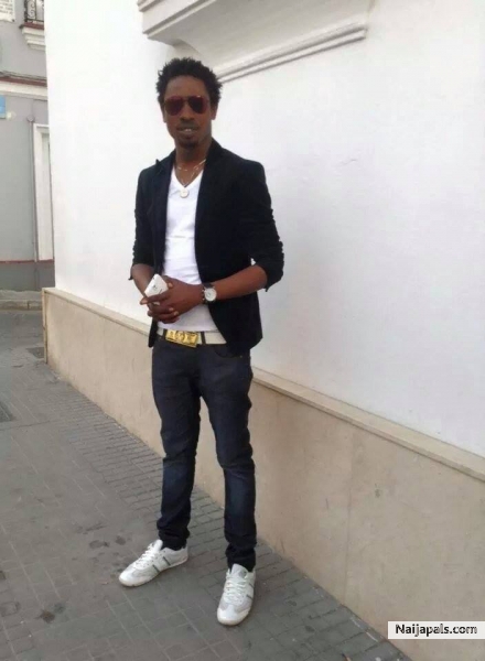  - click for next photo