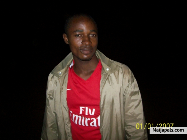 dArsenal guy - click for next photo