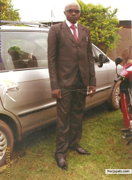  - click for next photo