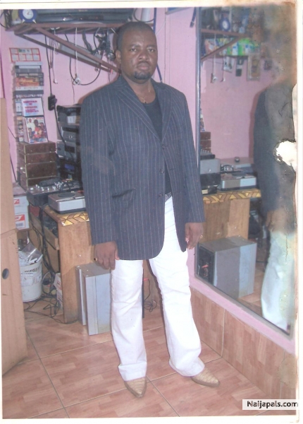  - click for next photo