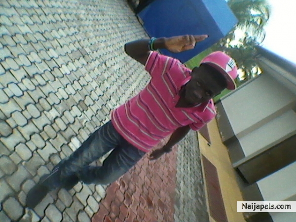 swagger - click for next photo