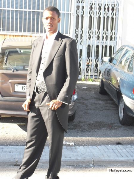 Sholy - click for next photo