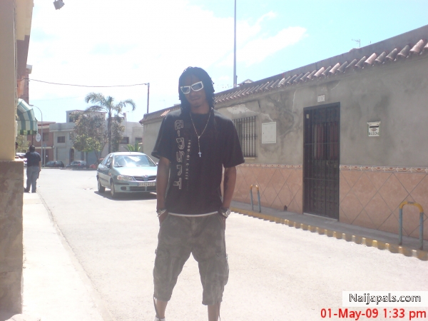  - click for next photo