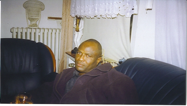  - click for next photo