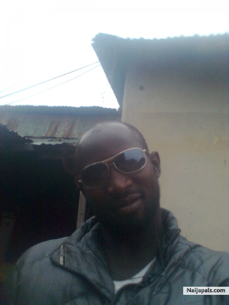 Thats me - click for next photo