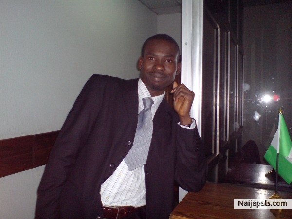 omo-oba - click for next photo