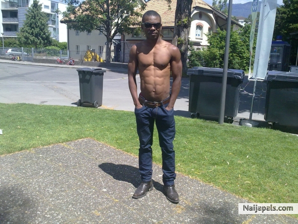  - click for next photo