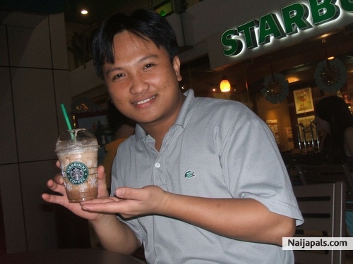 Starbucks Promotion Philippines - click for next photo