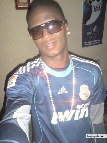 REPPIN DA BLINGS - click for next photo