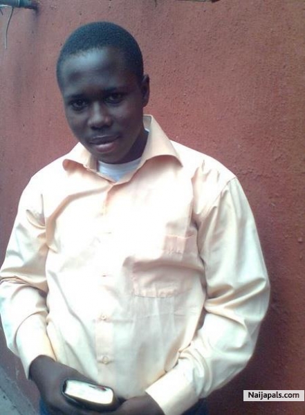 Best Comedian of eti - osa Artist - click for next photo