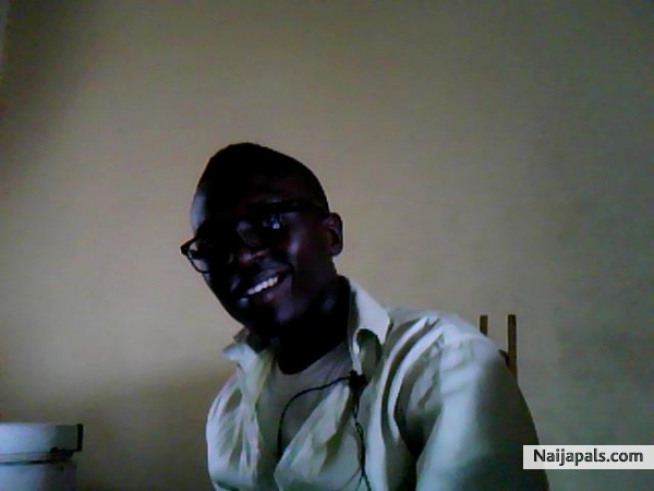 wat do u tink abt d guy on your screen? - click for next photo