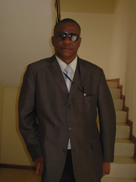  - click for next photo