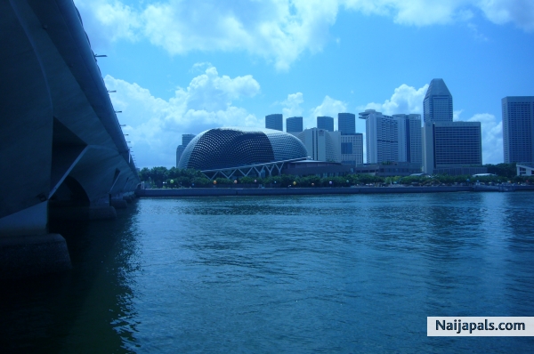 SINGAPORE - click for next photo