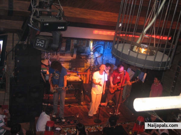 the band from sz - click for next photo