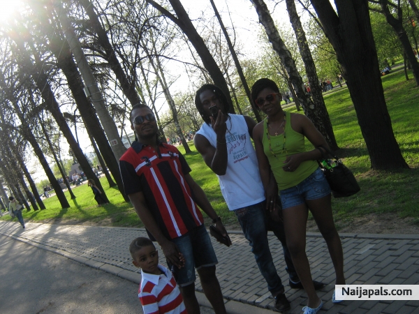  - click for next photo
