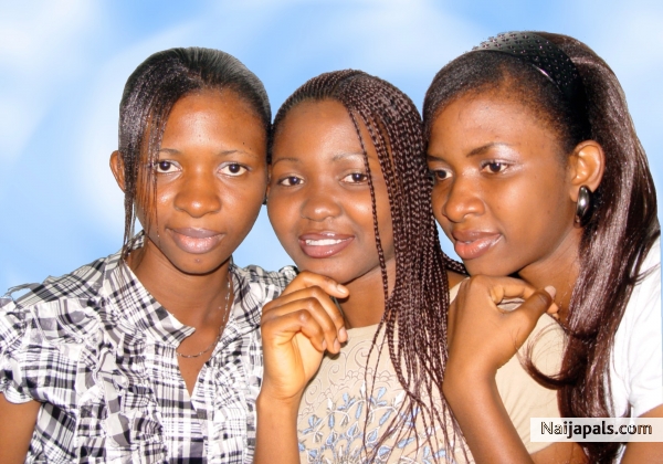 my twin, elder sister & me - click for next photo