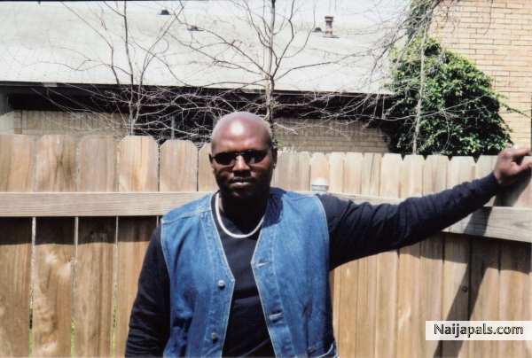 Igbo African who loves P Square' s music. - click for next photo