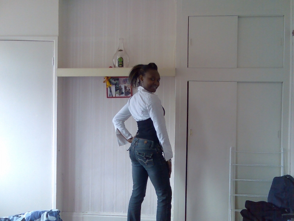  - click for next photo