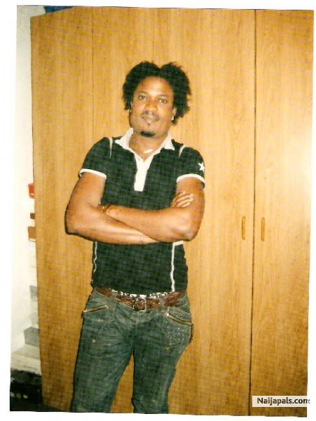  - click for next photo
