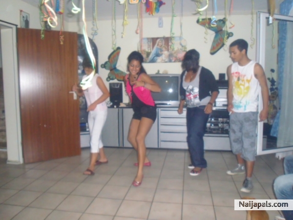 dance - click for next photo